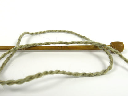 Royal Wool Light Green, Dark Beige fnt2-82355