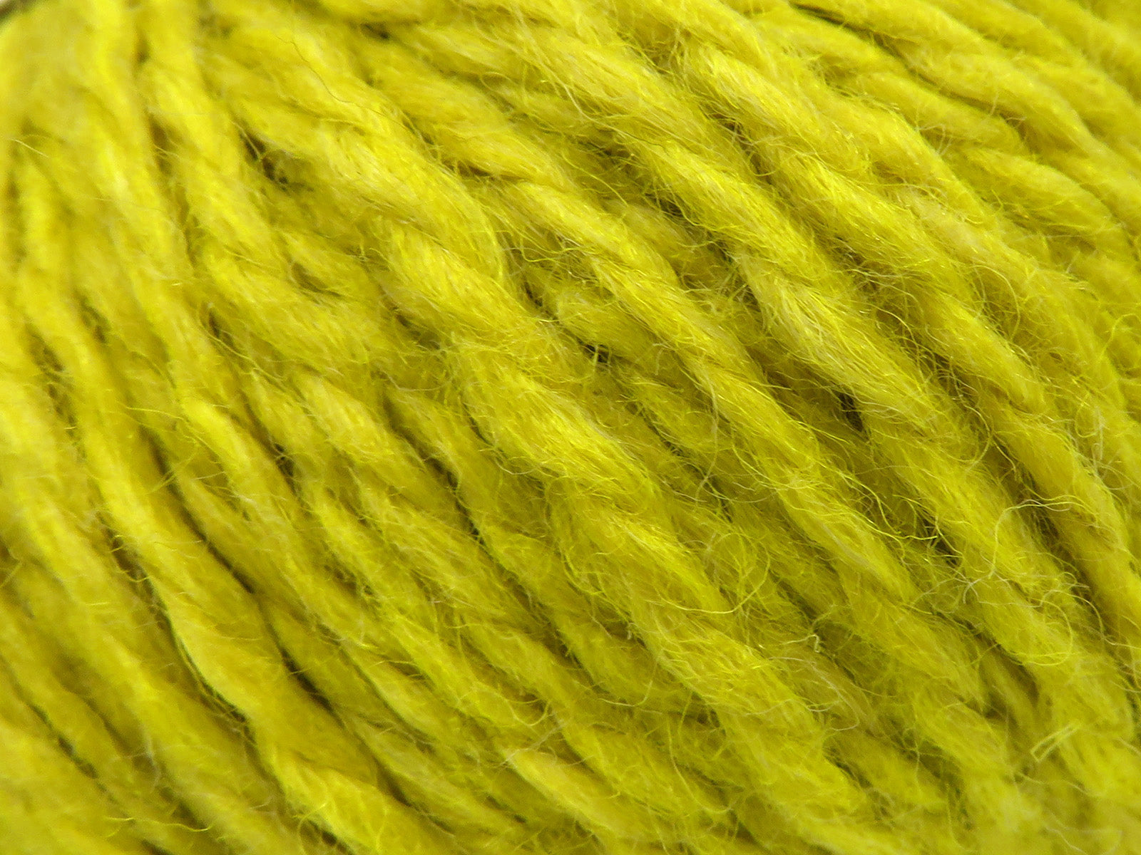 Royal Wool Yellow fnt2-82357