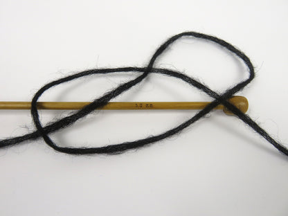Baby Alpaca Air Black fnt2-82596