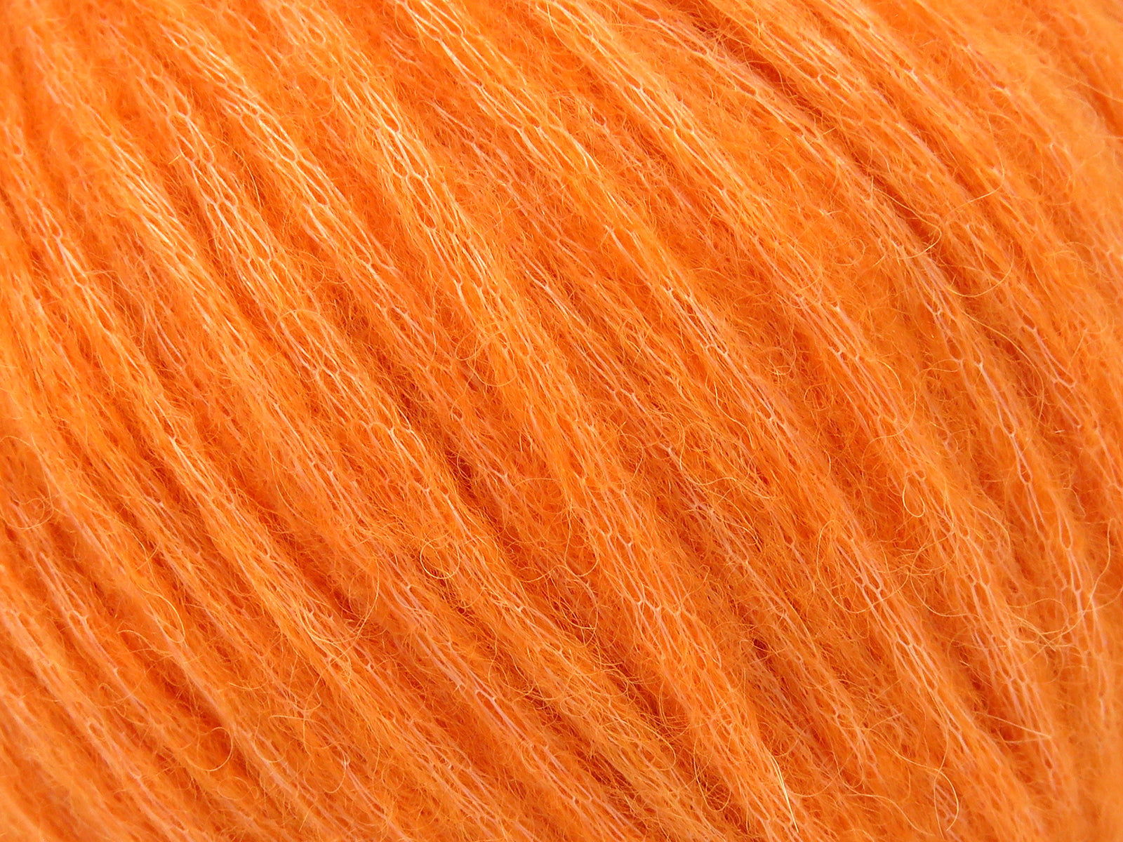 Baby Alpaca Air Orange fnt2-82601