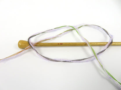 Toucan Lilac, Pink, Green, Grey, Gold fnt2-82771