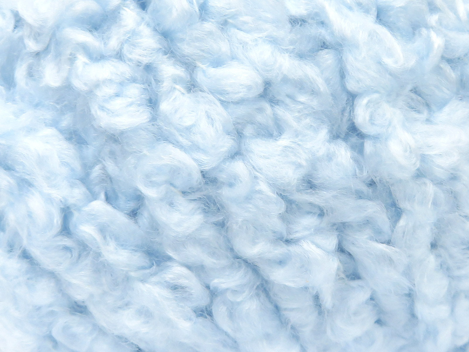 Cloudy Baby Blue fnt2-82942