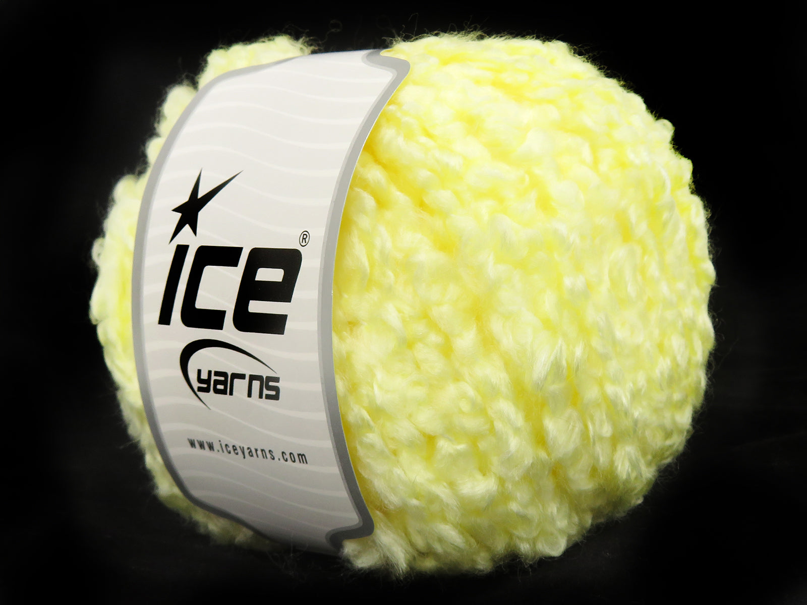 Cloudy Light Yellow fnt2-82946