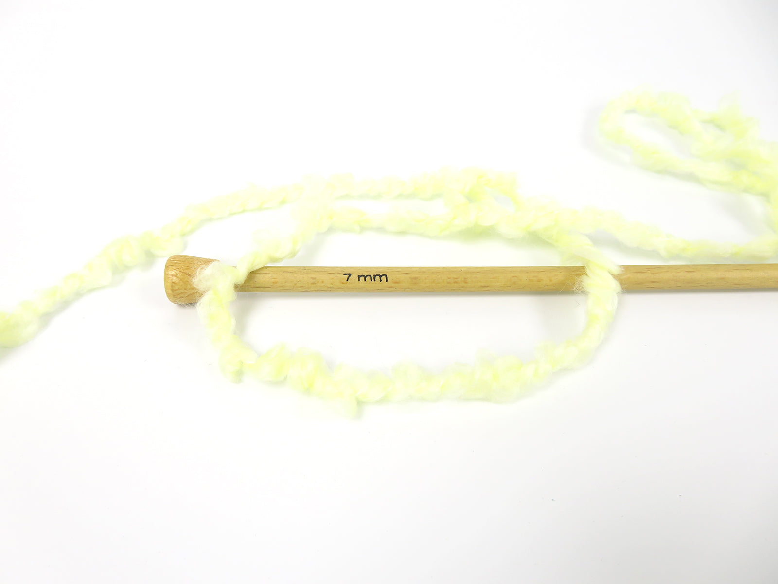 Cloudy Light Yellow fnt2-82946