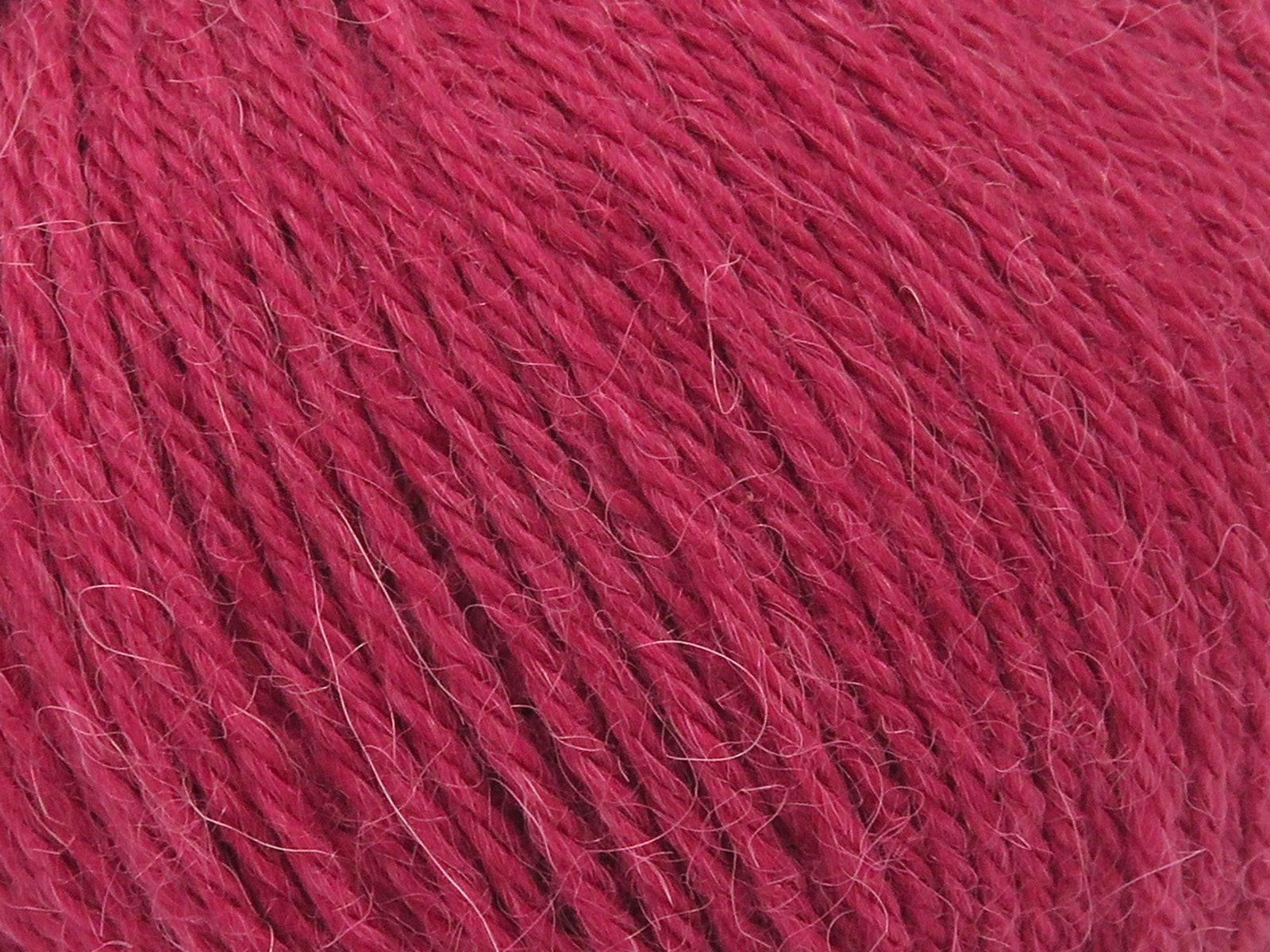 Baby Alpaca Dark Fuchsia Sku:fnt2-83000
