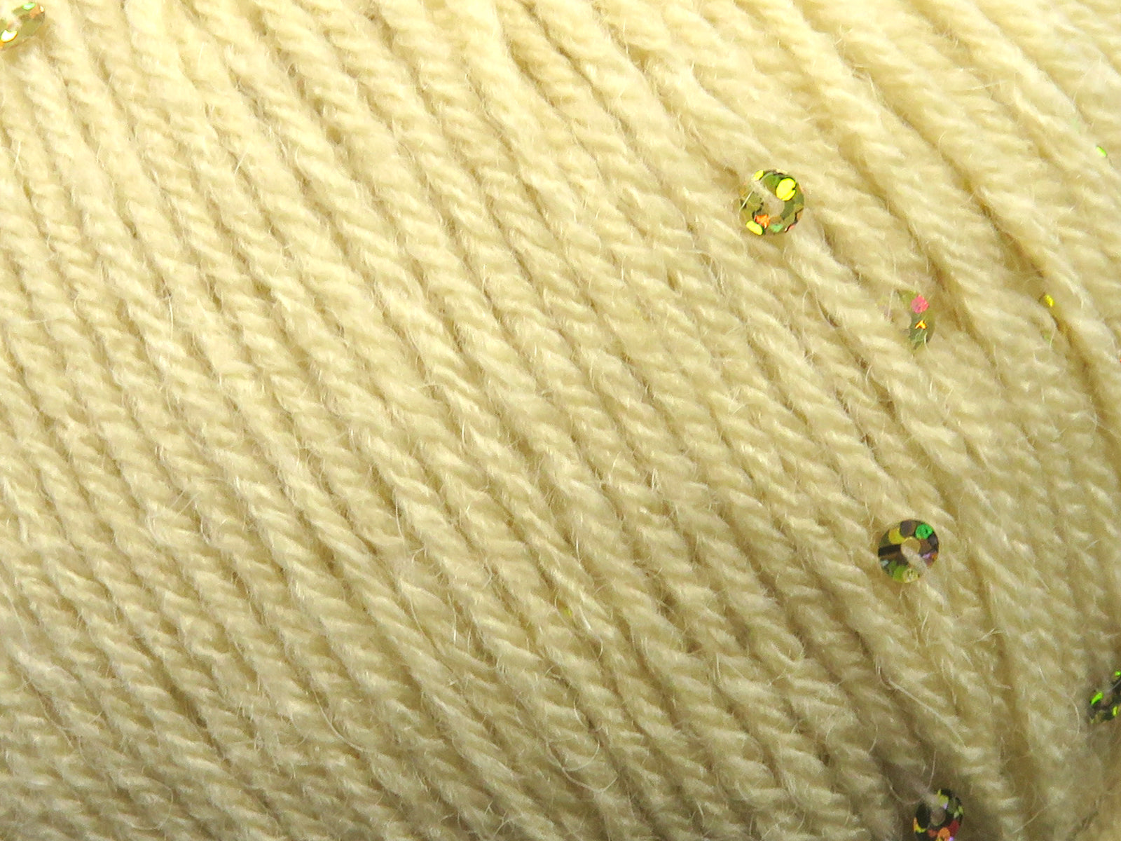 Alpaca Paillette Cream fnt2-83263