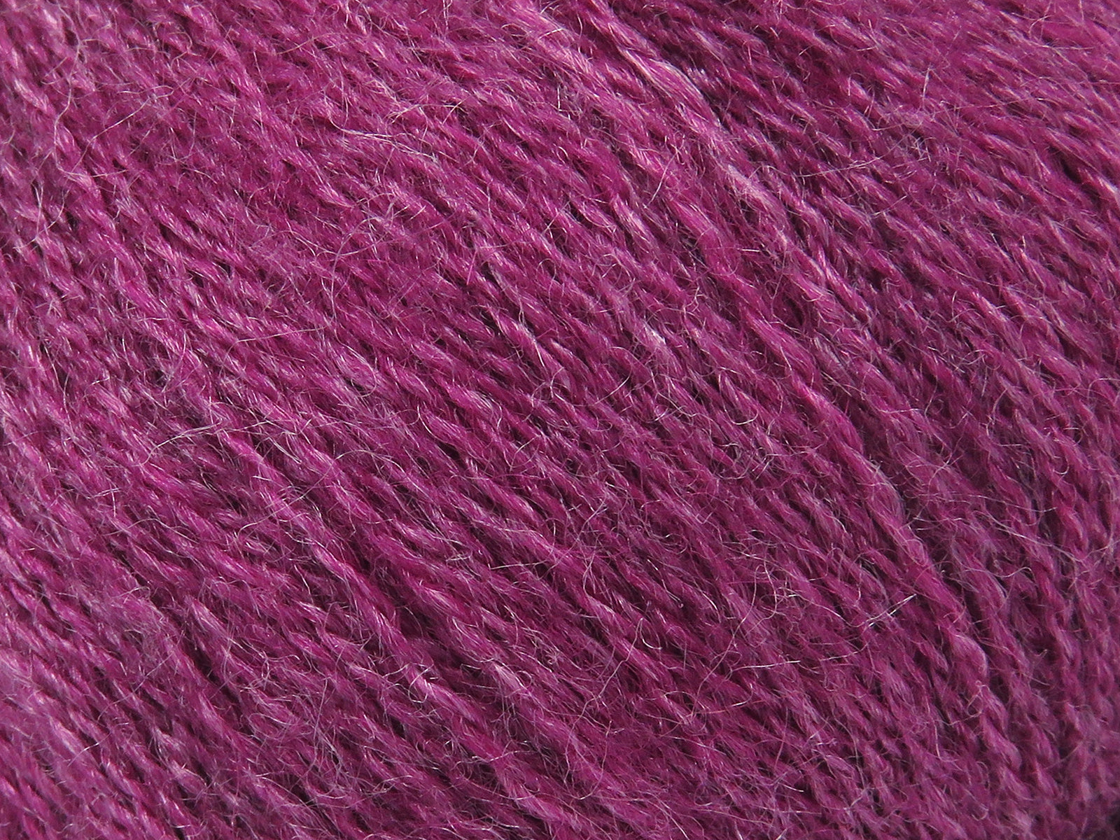 Silk Dark Fuchsia fnt2-83624