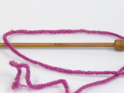 Merinos Light Dark Fuchsia fnt2-83805