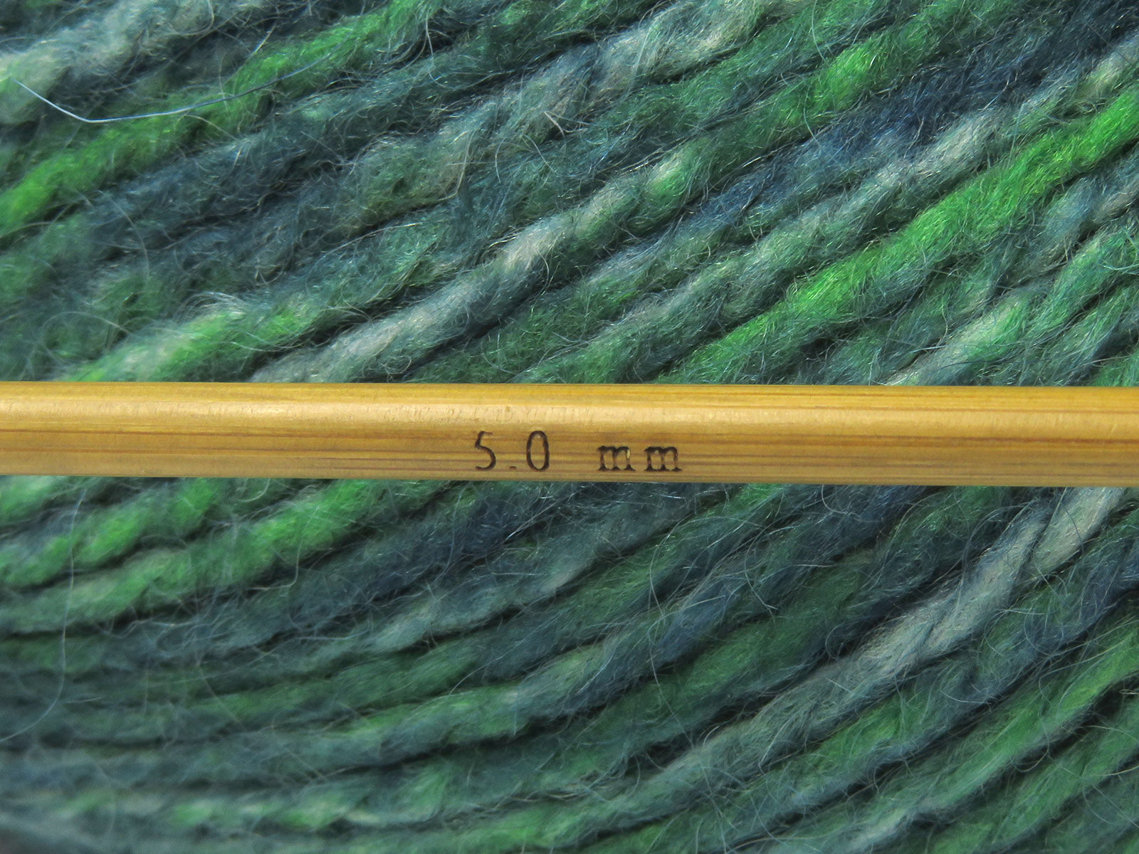 Jeans Wool Bulky Green Shades, Blue Shades fnt2-83974