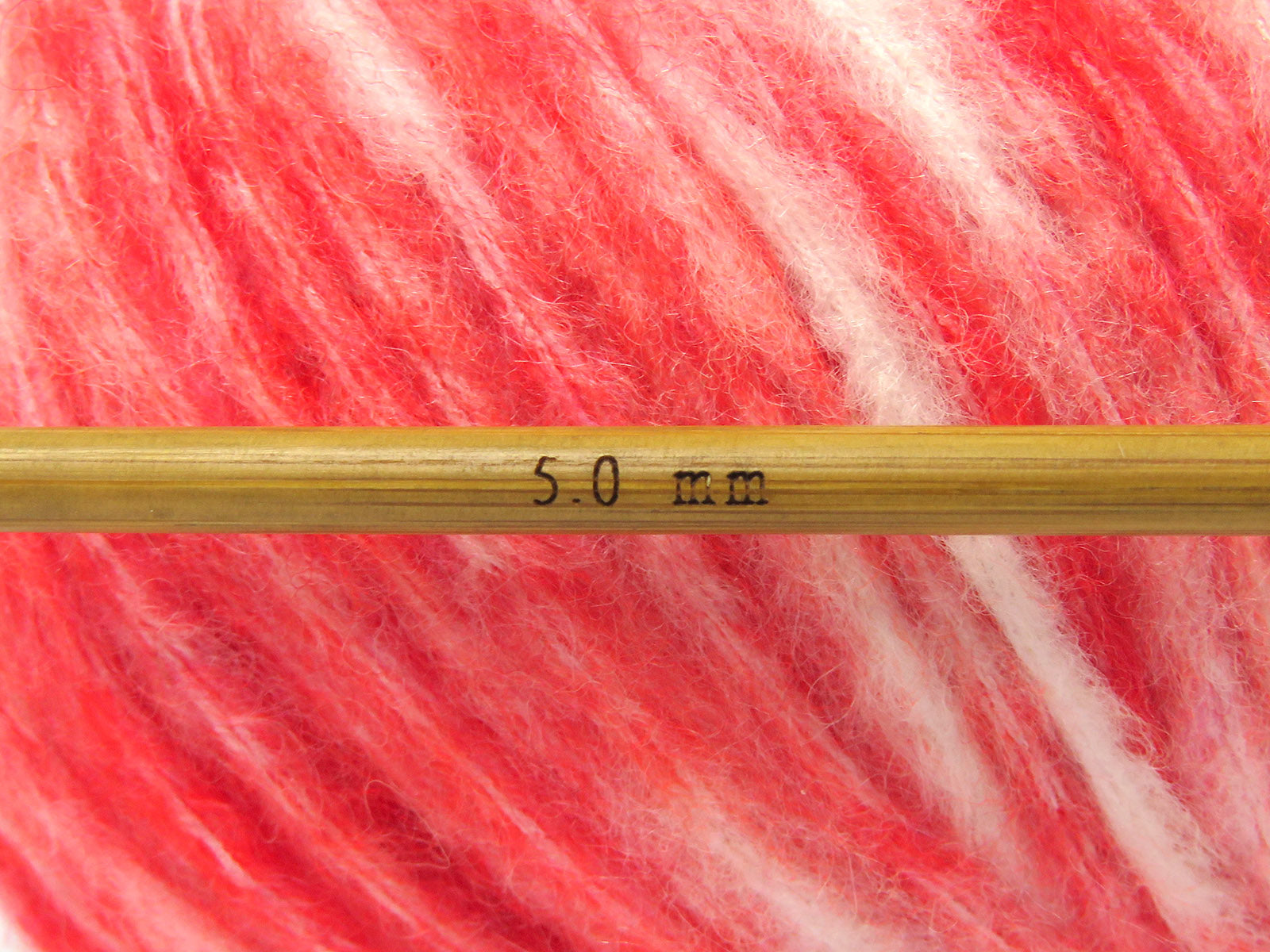 Air Wool Spots Red, White fnt2-83984