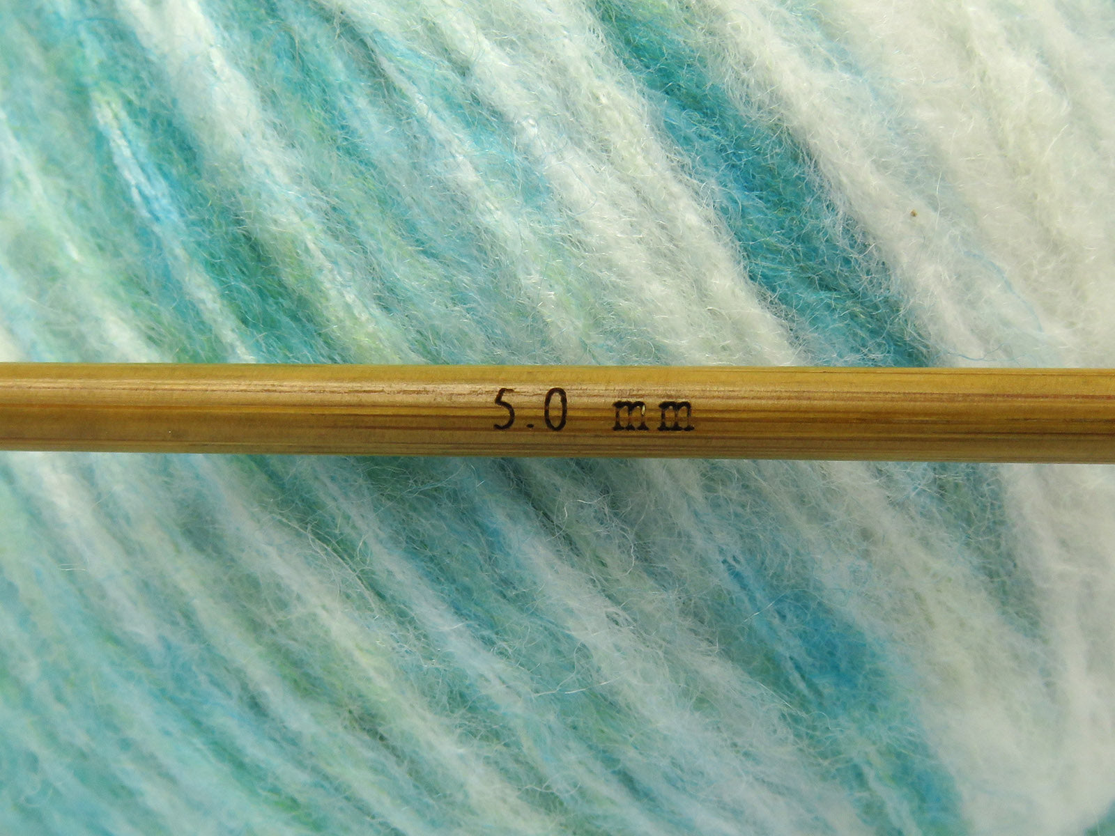 Air Wool Spots Green Shades, White fnt2-83988