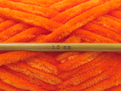 Chenille Baby Neon Orange fnt2-84077
