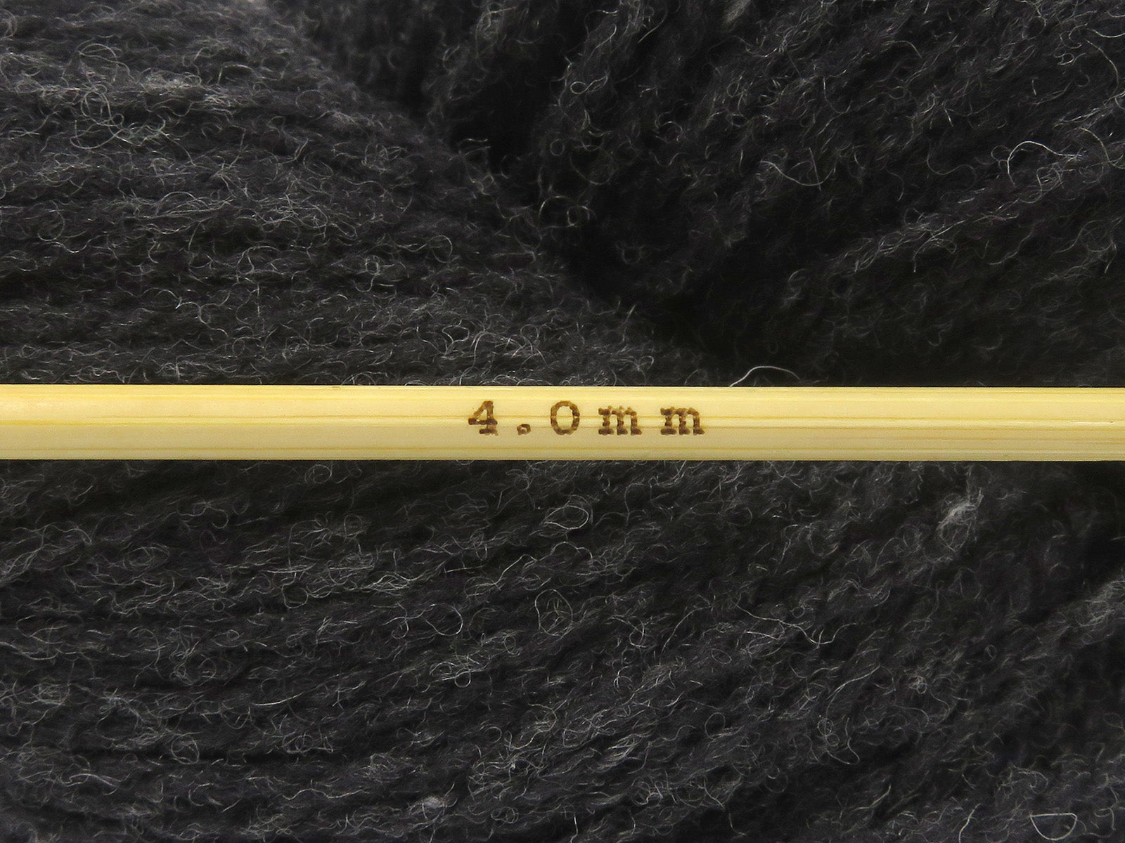 Organic Merino Wool Anthracite Black fnt2-84089