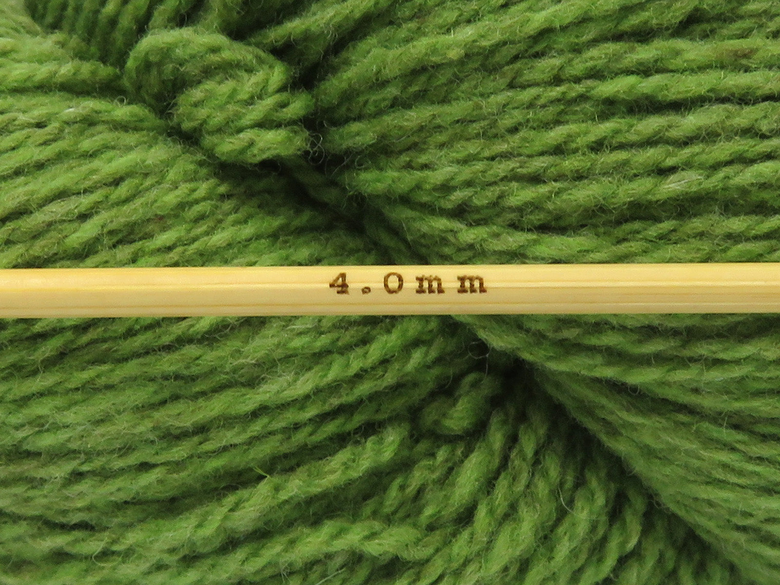 Organic Merino Wool Pistachio Green fnt2-84103