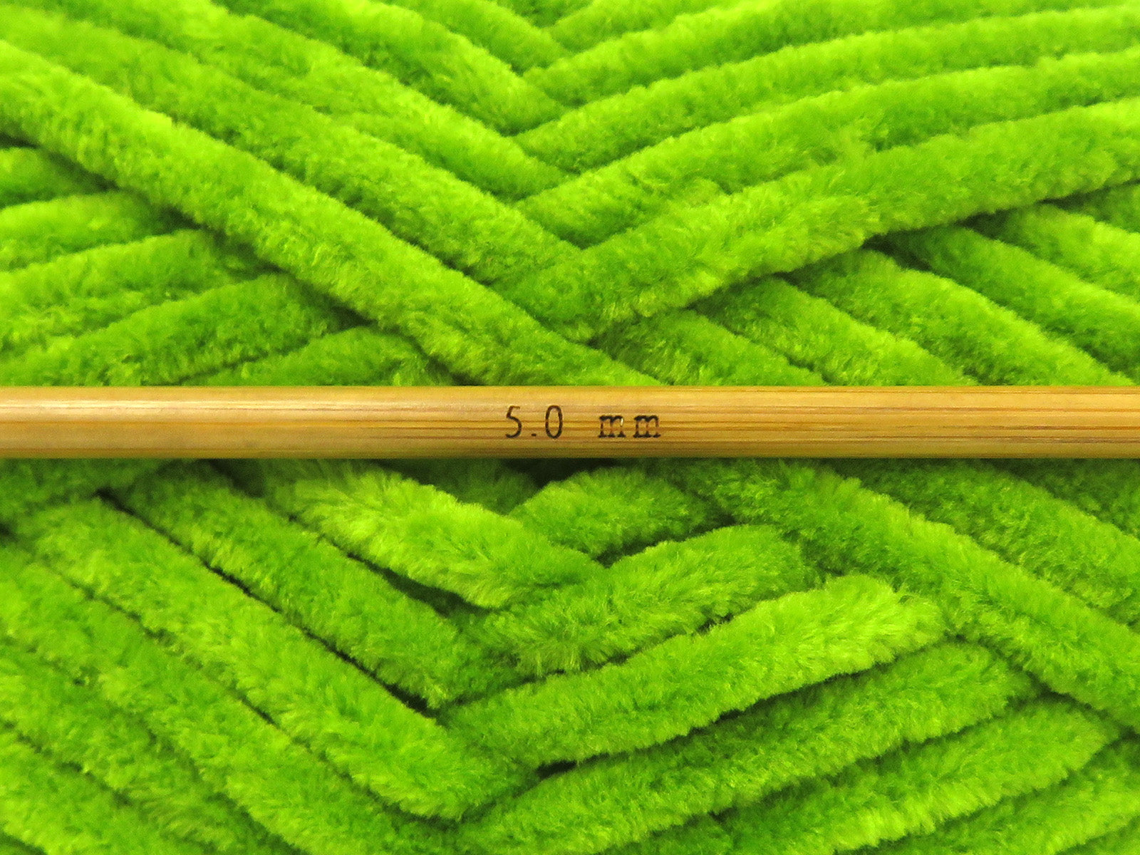 Chenille Baby Bright Green fnt2-84119