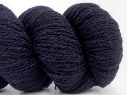 Shetland Wool Dark Navy, Black This product is made from 100% Shetland Island Wool. fnt2-84187