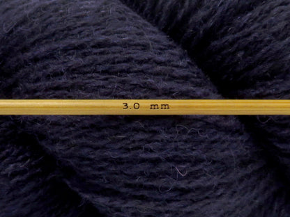Shetland Wool Dark Navy, Black This product is made from 100% Shetland Island Wool. fnt2-84187