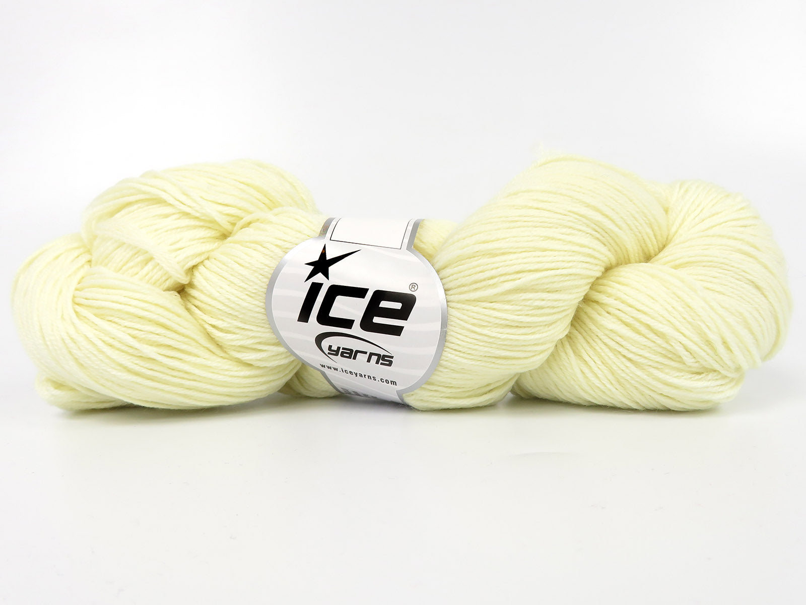 Hand Dyed Merino Extrafine Cream fnt2-84201