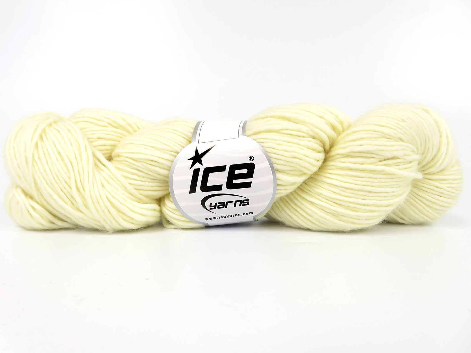 Hand Dyed Superwash Merino Cream fnt2-84203