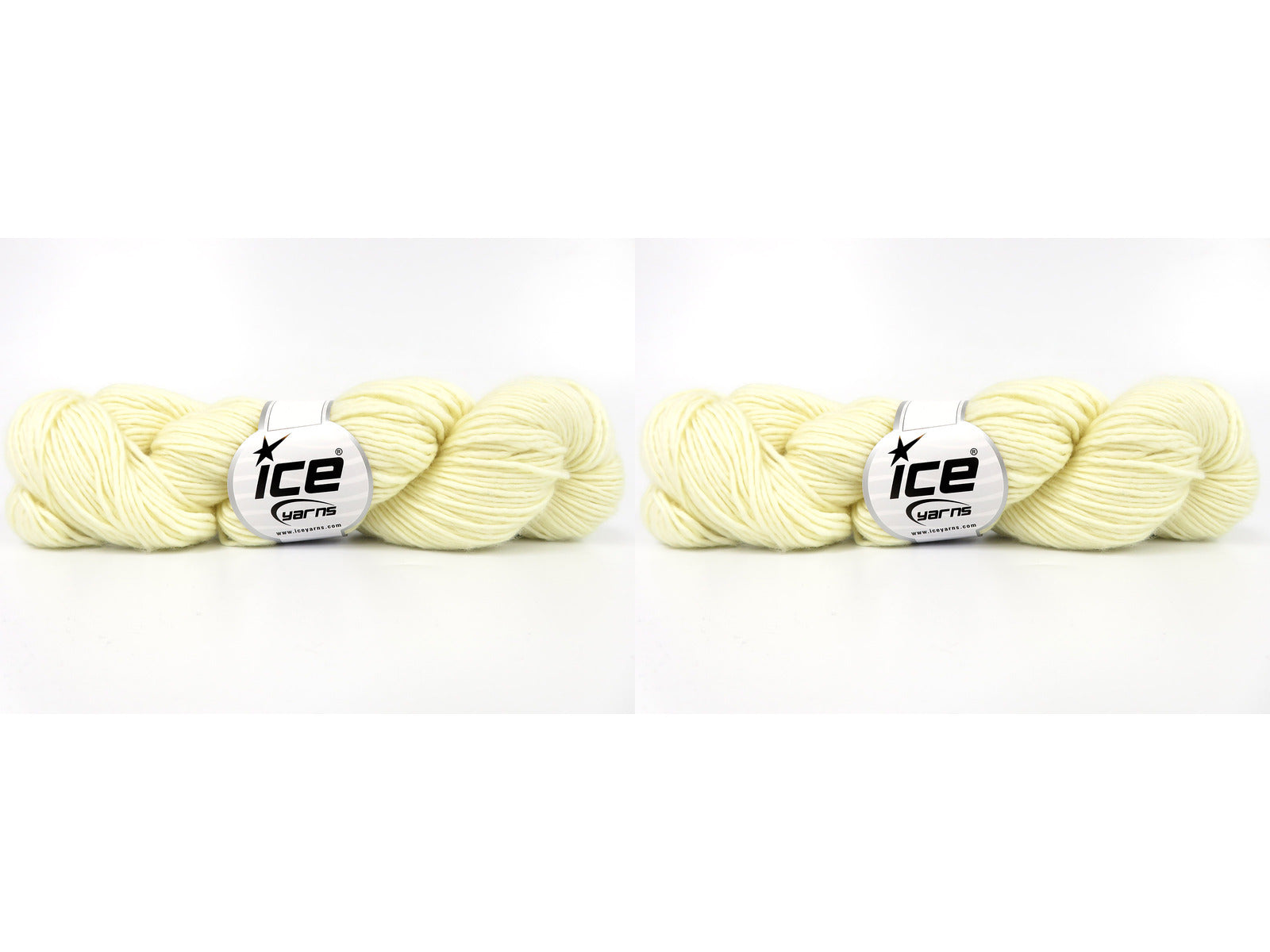 Hand Dyed Superwash Merino Cream fnt2-84203