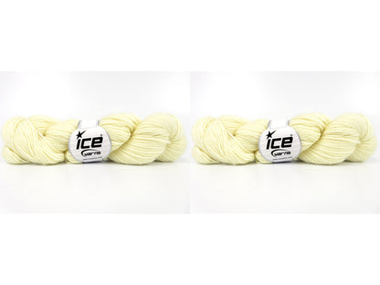 Hand Dyed Superwash Merino Cream fnt2-84203