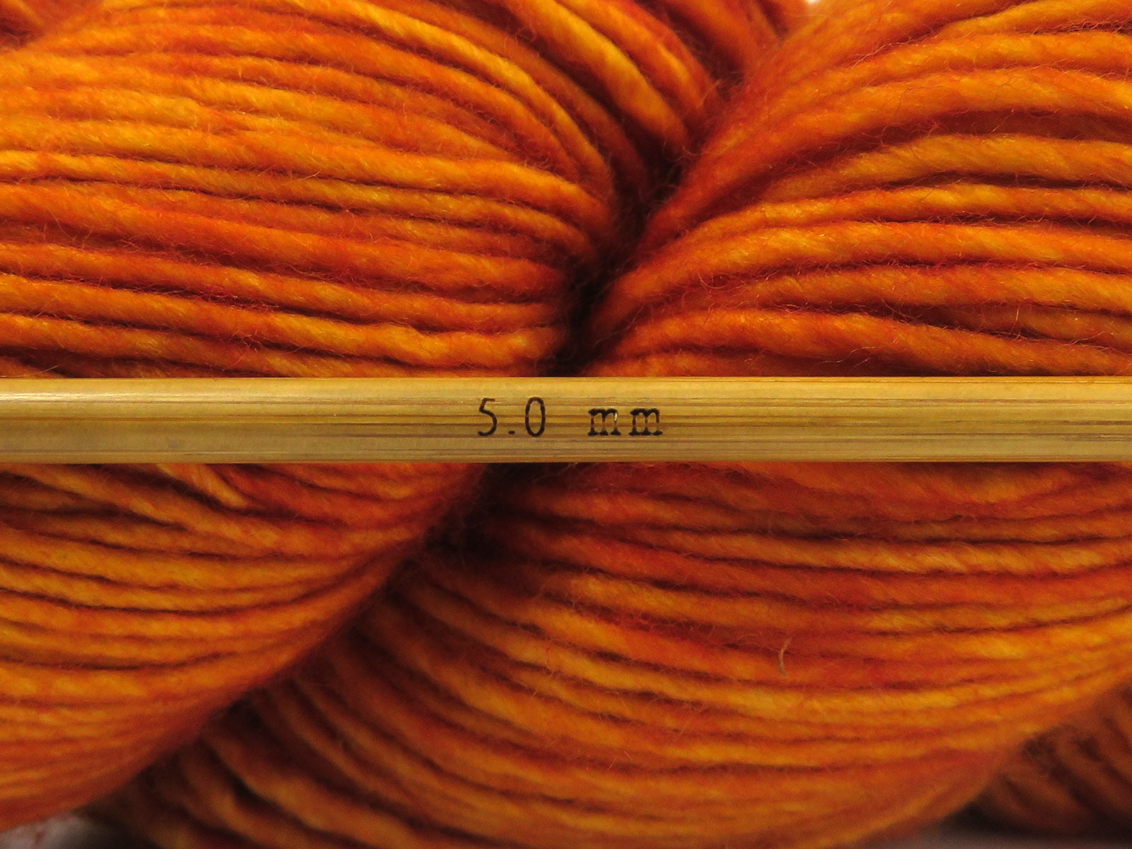 Hand Dyed Superwash Merino Gold, Copper fnt2-84207