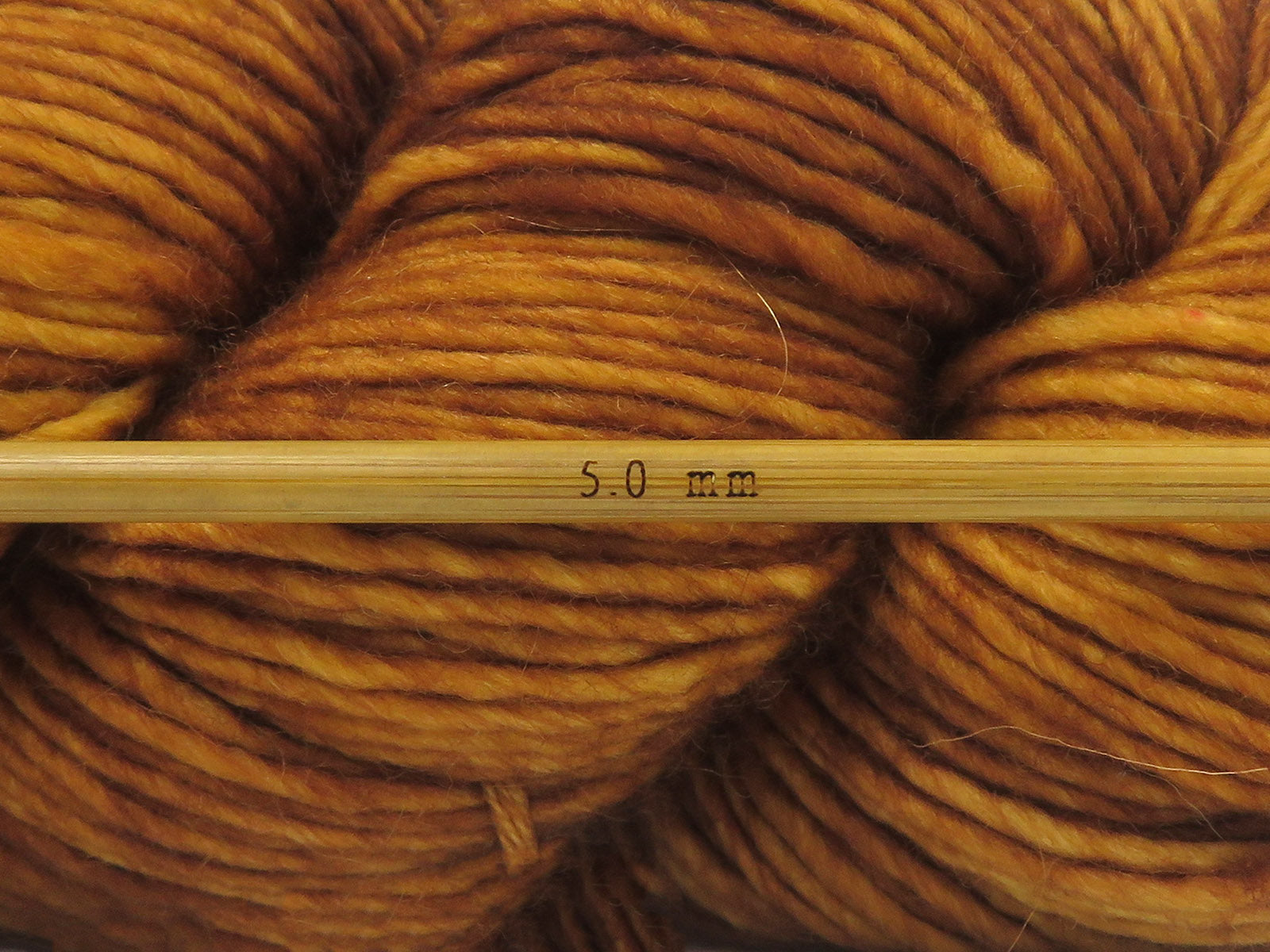 Hand Dyed Superwash Merino Brown Melange fnt2-84208