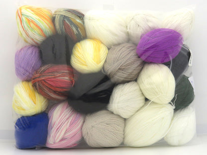 Leftover Winter Yarns Mixed Lot fnt2-84364