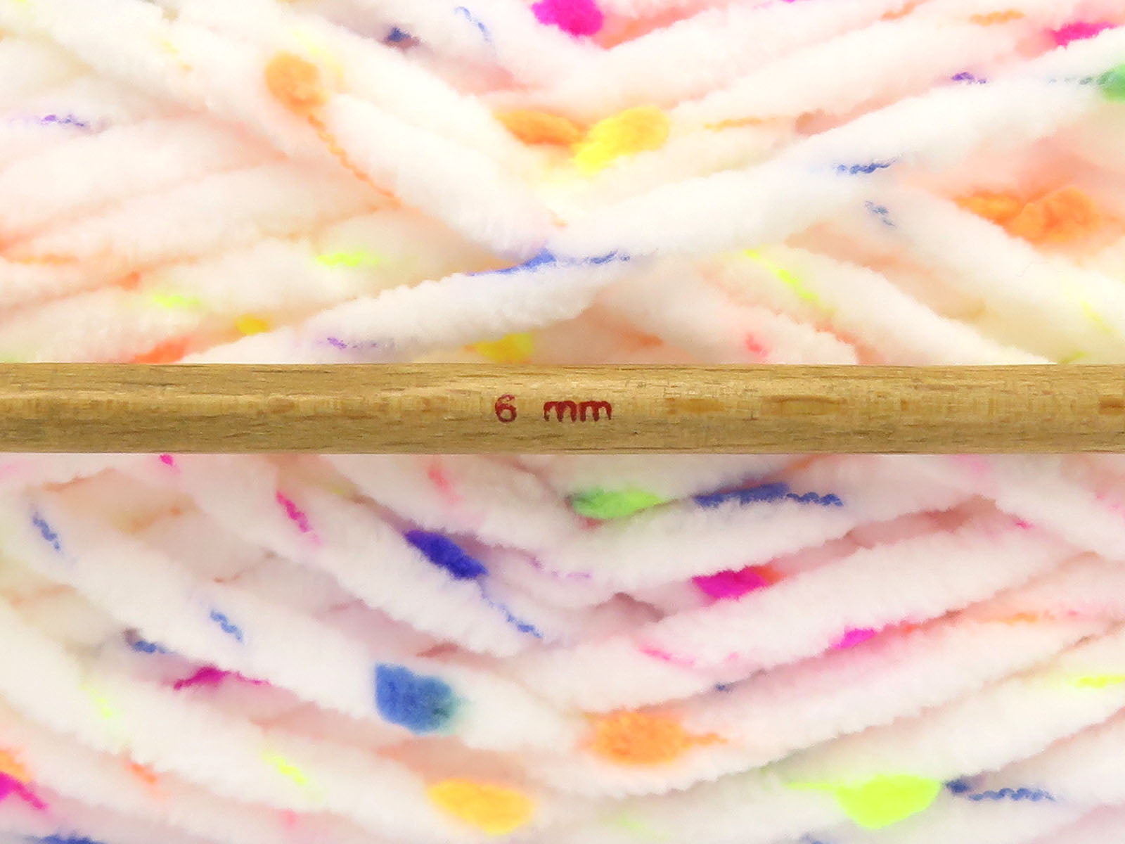 Chenille Baby Tweed White fnt2-84382