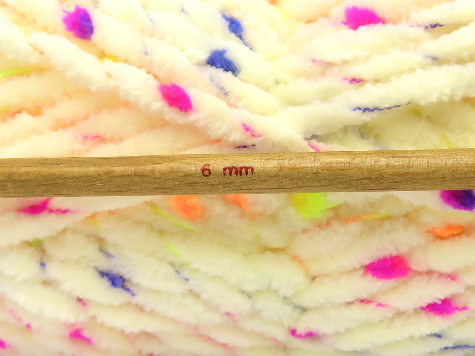 Chenille Baby Tweed Cream fnt2-84383