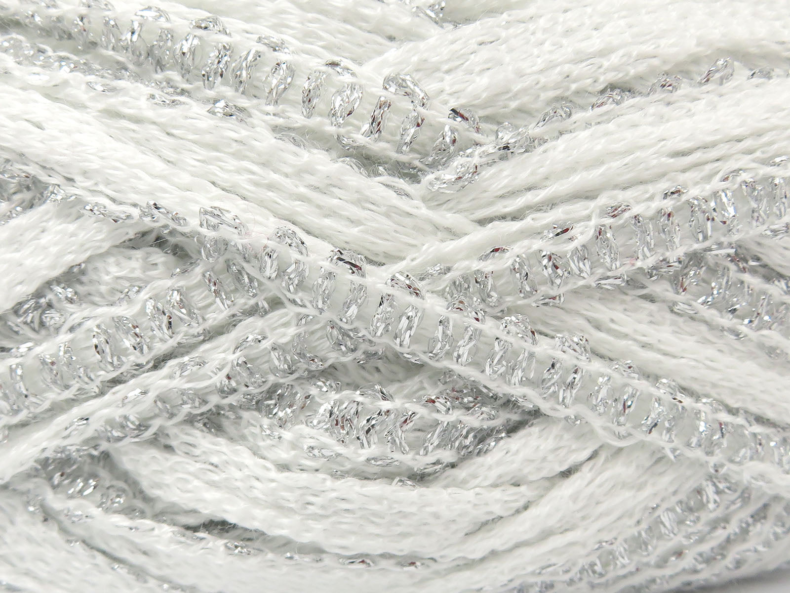 Flamenco White fnt2-84673