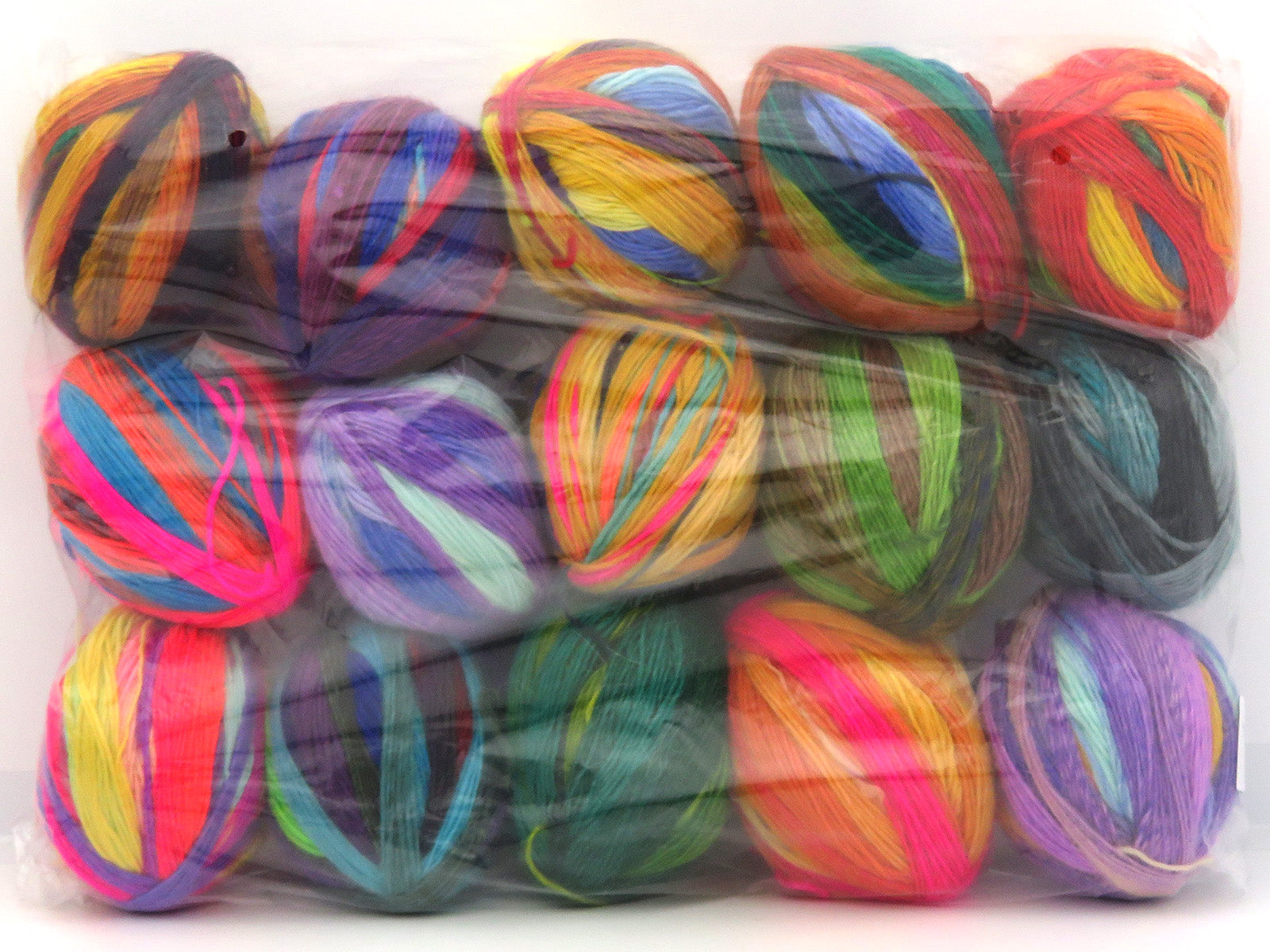 Mixed Lot Multicolor Leftover Yarns fnt2-85024