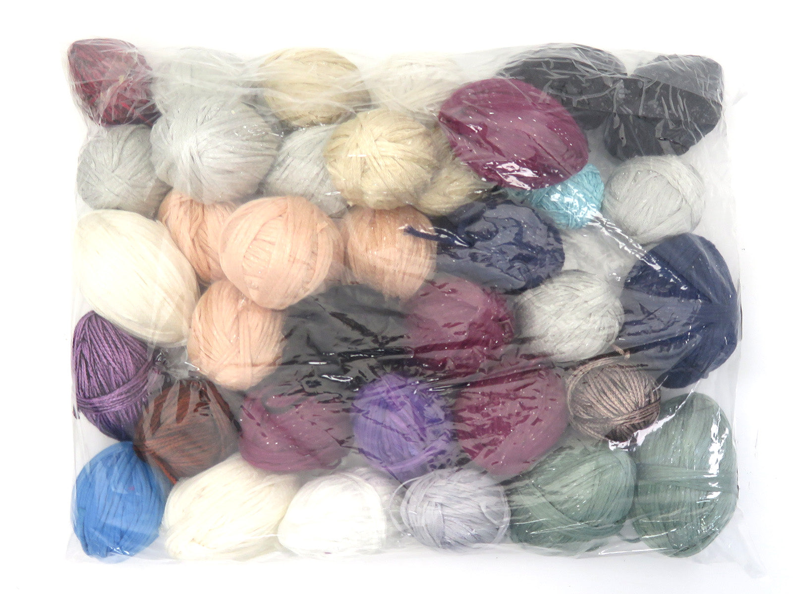 Mixed Lot Multicolor Leftover Yarns fnt2-85039
