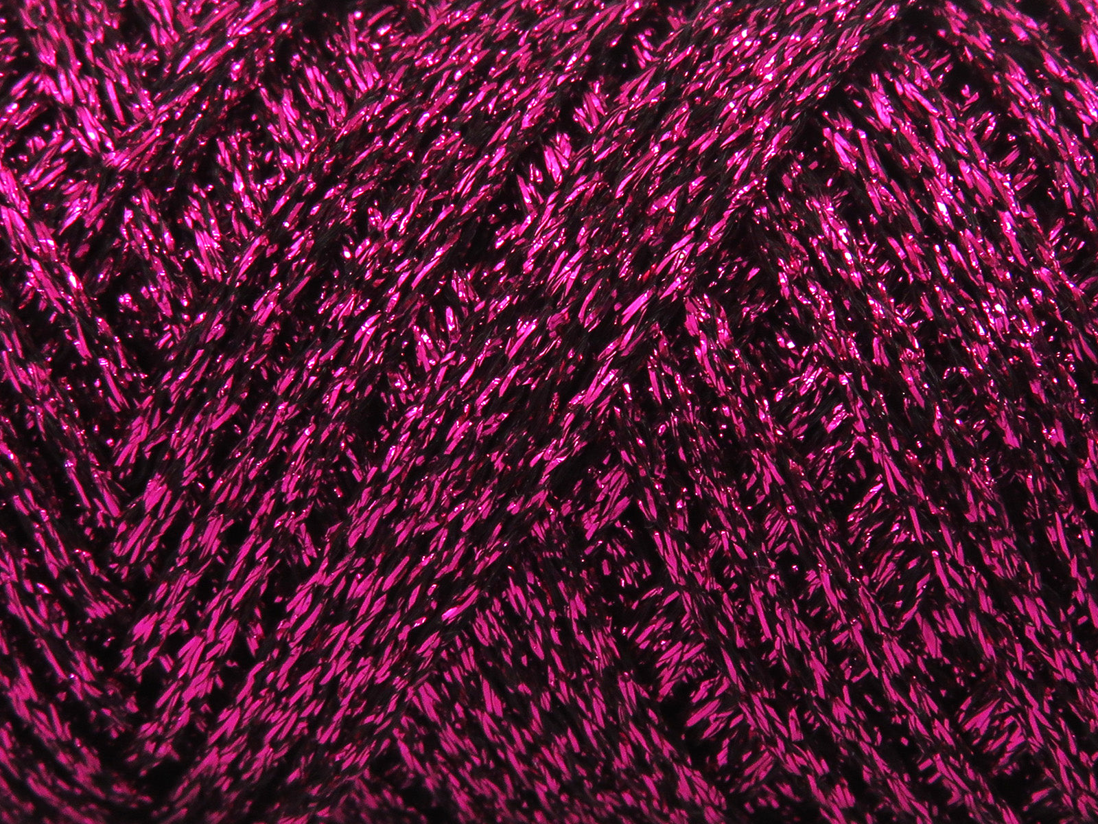 Gleamy Fuchsia, Black fnt2-85084