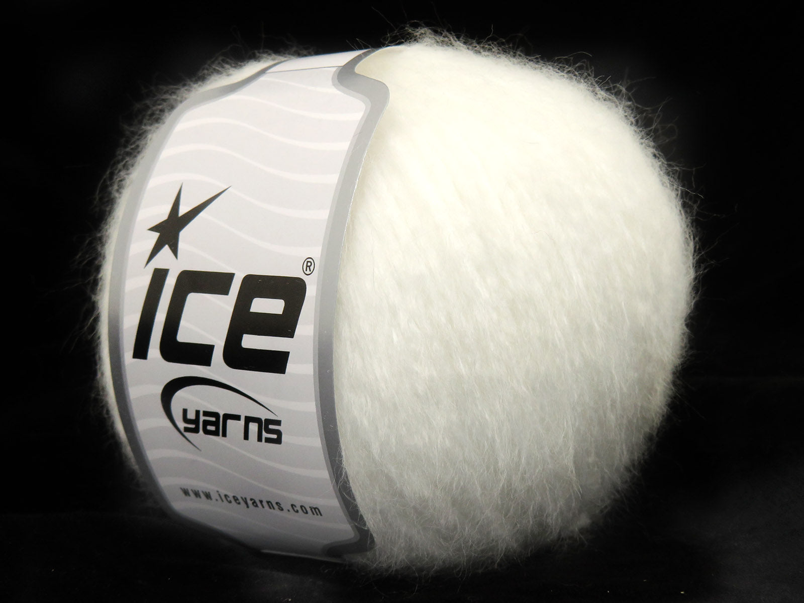 Moon White fnt2-85261