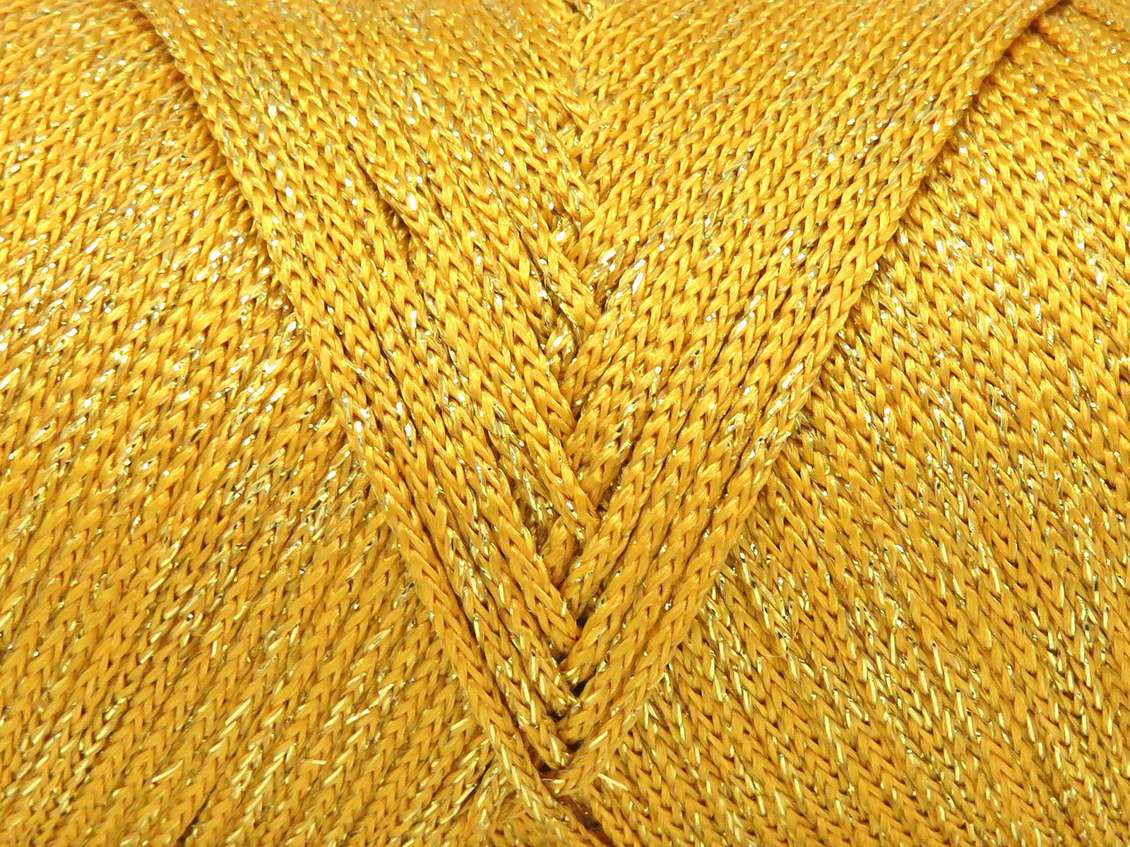 Lot of 2 x 200gr Skeins Ice Yarns MACRAME GLITZ Hand Knitting Yarn Gold