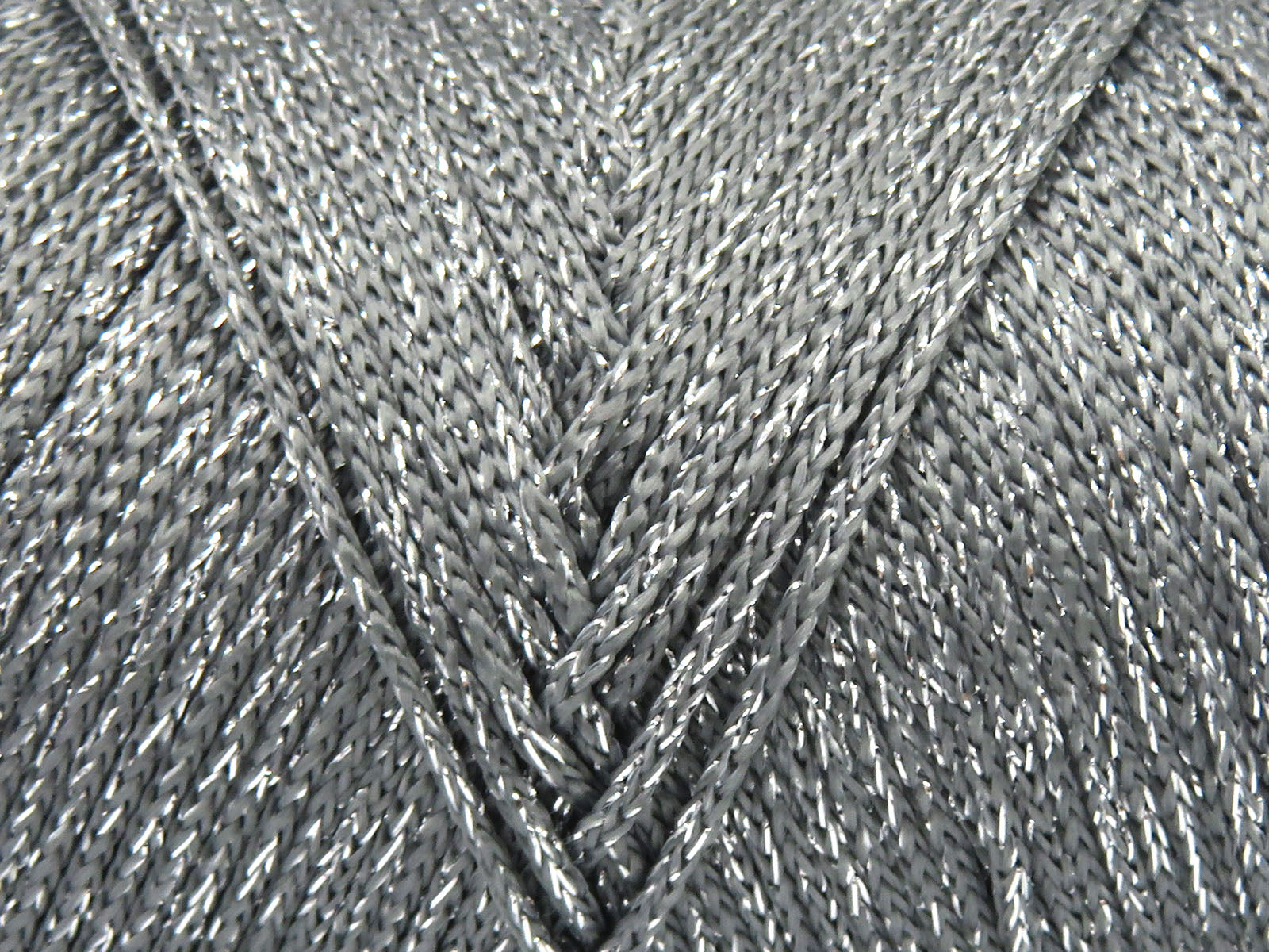 Lot of 2 x 200gr Skeins Ice Yarns MACRAME GLITZ Hand Knitting Yarn Grey
