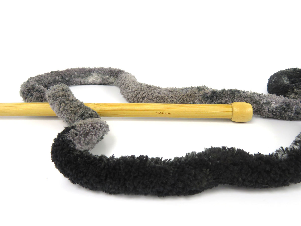 Giant Chenille Black, Grey, Cream  fnt2-85480