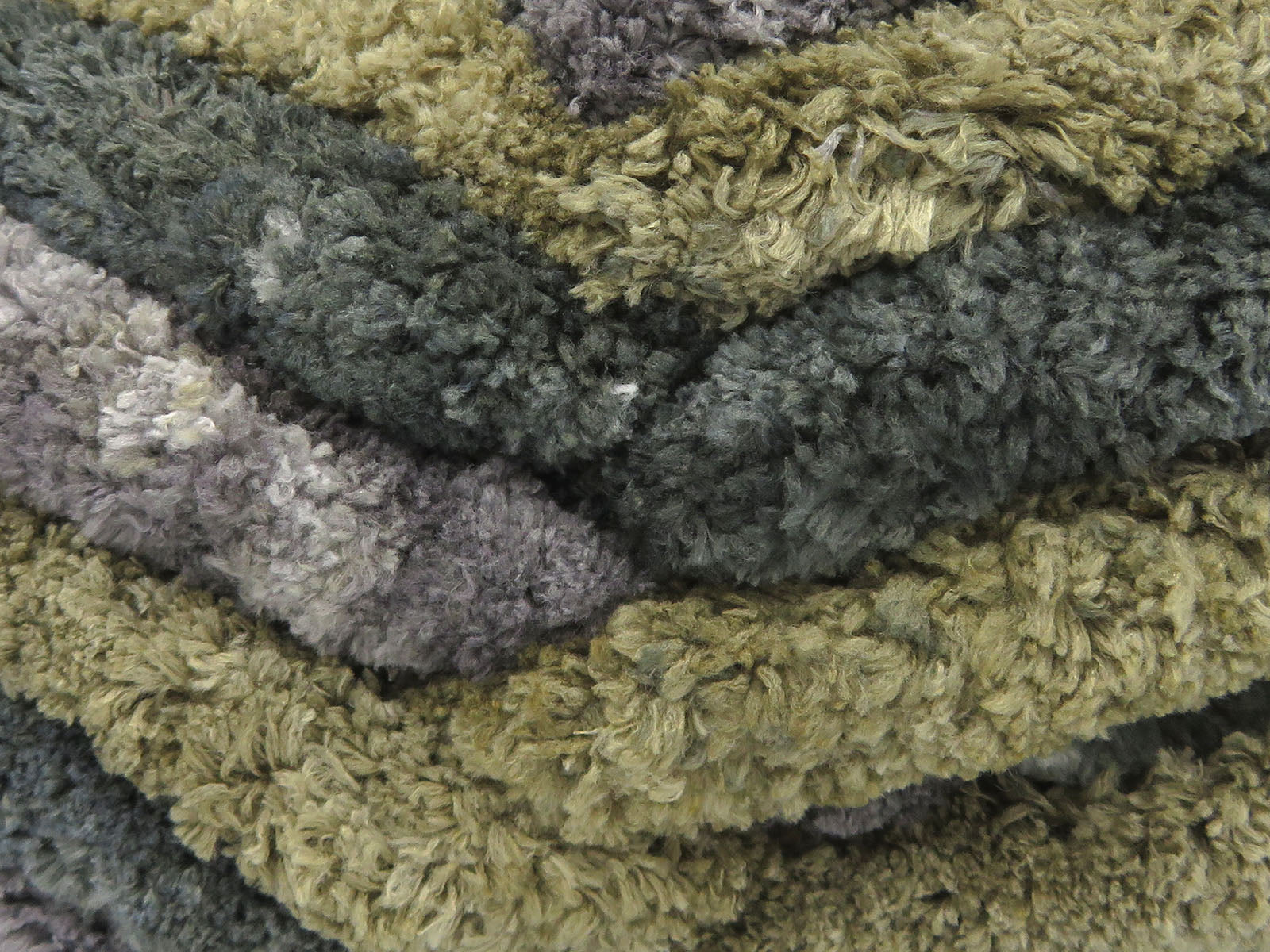 Giant Chenille Grey, Light Camel  fnt2-85481