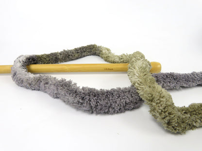 Giant Chenille Grey, Light Camel  fnt2-85481