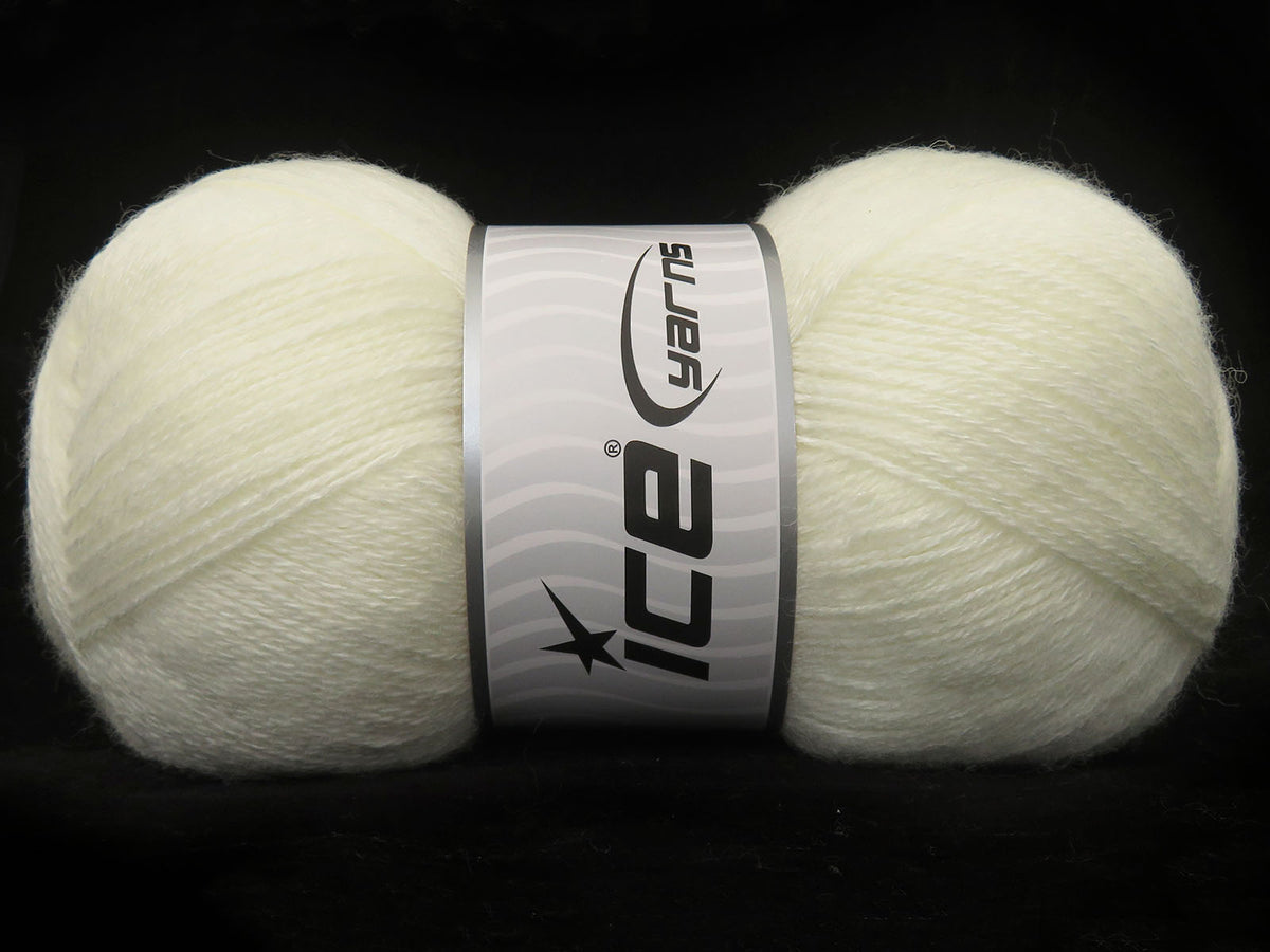 Angora White fnt2-85628